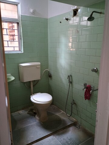 Bathroom in 3.5 BHK Apartment at Kolte Patil Elburz Hills & Dales , Nibm – for Rent