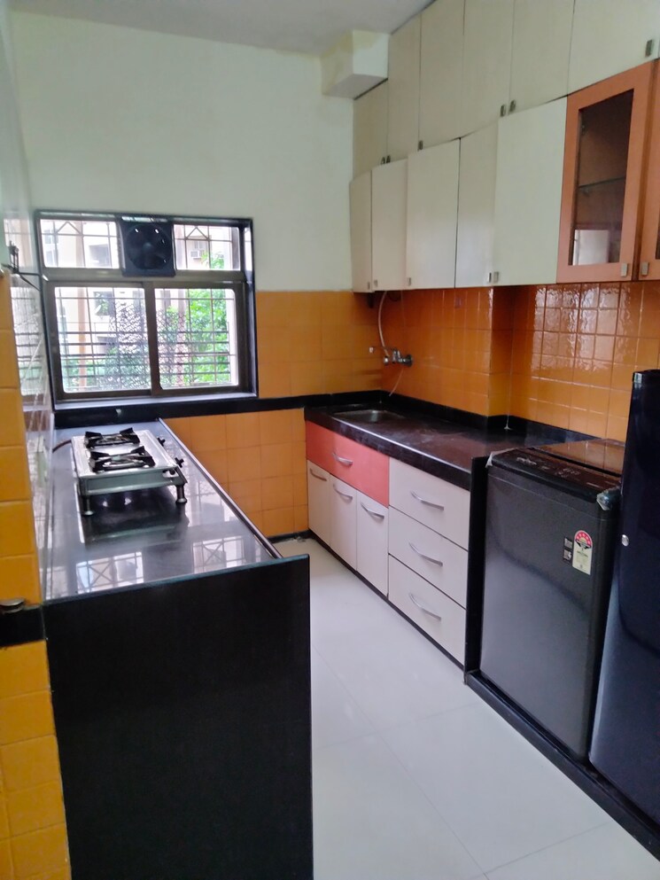 Kitchen, panch-mahal 2 Bedroom 915 Sq.Ft. Apartment In Powai Mumbai 8815199