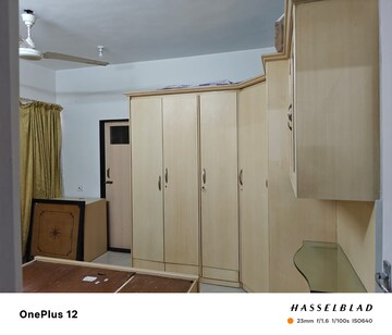 Bathroom in 2 BHK Apartment at Dhiraj Building, Andheri East – for Rent