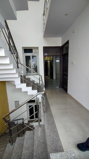 Staircase in 4 BHK Independent House at Gomti Nagar – for Rent