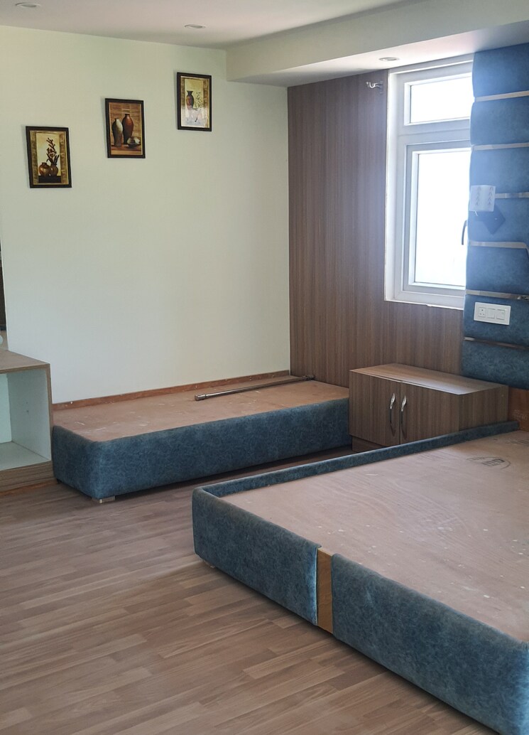 Master Bedroom, thoeg 6+ Bedroom 6000 Sq.Ft. Independent House In Thoeg Shimla 8815307