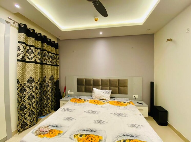 Bedroom, shalimar-vista 3.5 Bedroom 1500 Sq.Ft. Apartment In Gomti Nagar Lucknow 8815306