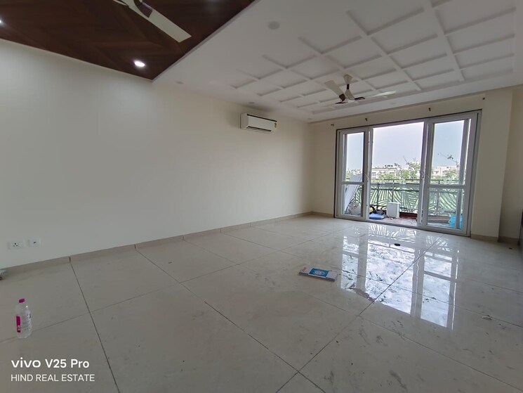 Room, nangal dewat 4 Bedroom 500 Sq.Yd. Builder Floor In Nangal Dewat Delhi 8815313