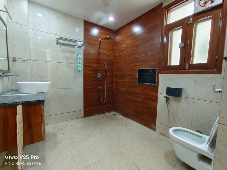 Kitchen, nangal dewat 4 Bedroom 500 Sq.Yd. Builder Floor In Nangal Dewat Delhi 8815313