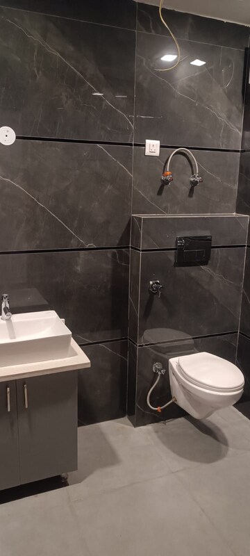 3 BHK Builder Floor For Sale in BPTP District, Sector 81