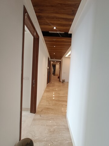 Building Lobby in 2 BHK Apartment at Ambience Creacions, Sector 22 – for Rent