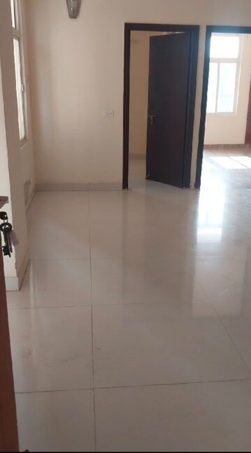 Bathroom in 3.5 BHK Apartment at Sanchar Residency, Raj Nagar Extension – for Sale