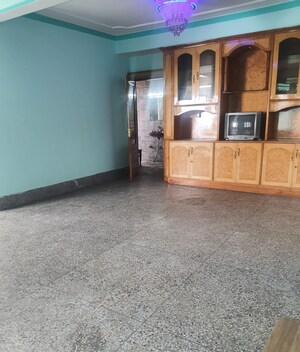 Room in 6+ BHK Apartment at Jakhu – for Sale