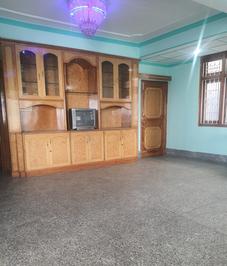 Room, jakhu 6+ Bedroom 2700 Sq.Ft. Apartment In Jakhu Shimla 8815354