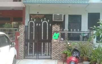 3 BHK Independent House For Sale in Alpha 1 RWA, Alpha 1 Greater Noida