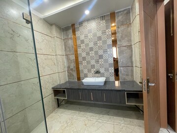 Kitchen in 5 BHK Villa at Wave City, Wave City – for Sale