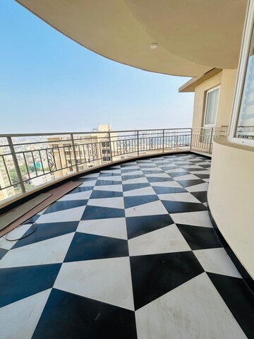 Balcony in 4 BHK Apartment at Indiabulls Enigma, Sector 110 – for Rent