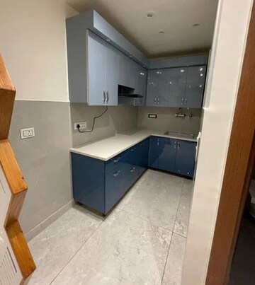 Kitchen in 3 BHK Builder Floor at SAS Tower, Sector 38 – for Rent
