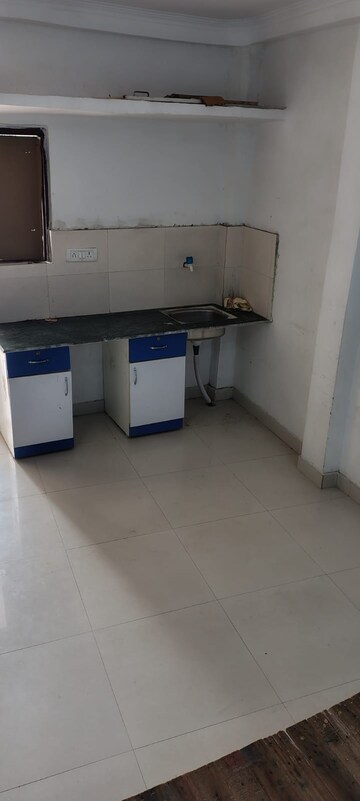 Kitchen in 1 BHK Independent House at Sector 62 – for Rent