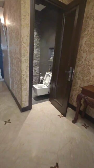 Building Lobby in 5 BHK Apartment at DLF Queens Court, Greater Kailash ii – for Sale