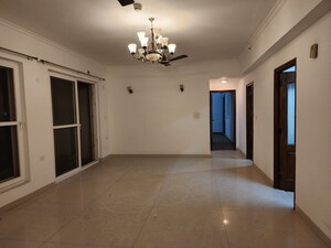 Room in 2.5 BHK Apartment at SKA Metro Ville, Eta Ii Greater Noida – for Sale