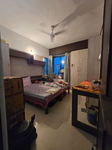 Kitchen in 3 BHK Apartment at Koregaon Park Annexe – for Rent