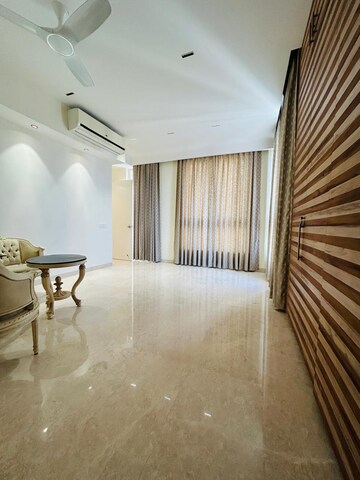 Staircase in 4 BHK Apartment at Indiabulls Enigma, Sector 110 – for Rent
