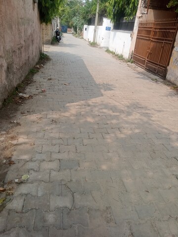 Parking in 2.5 BHK Independent House at Anupam Garden – for Sale