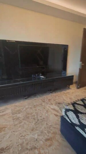 Parking in 5 BHK Apartment at DLF Queens Court, Greater Kailash ii – for Sale