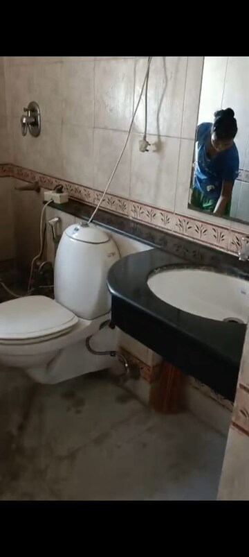 Master Bedroom in 4 BHK Villa at Unitech Deerwood Chase, Nirvana Country – for Rent