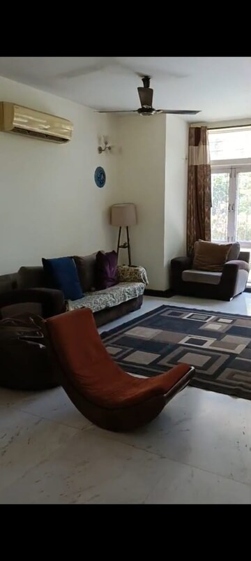 Living Room in 4 BHK Villa at Unitech Deerwood Chase, Nirvana Country – for Rent