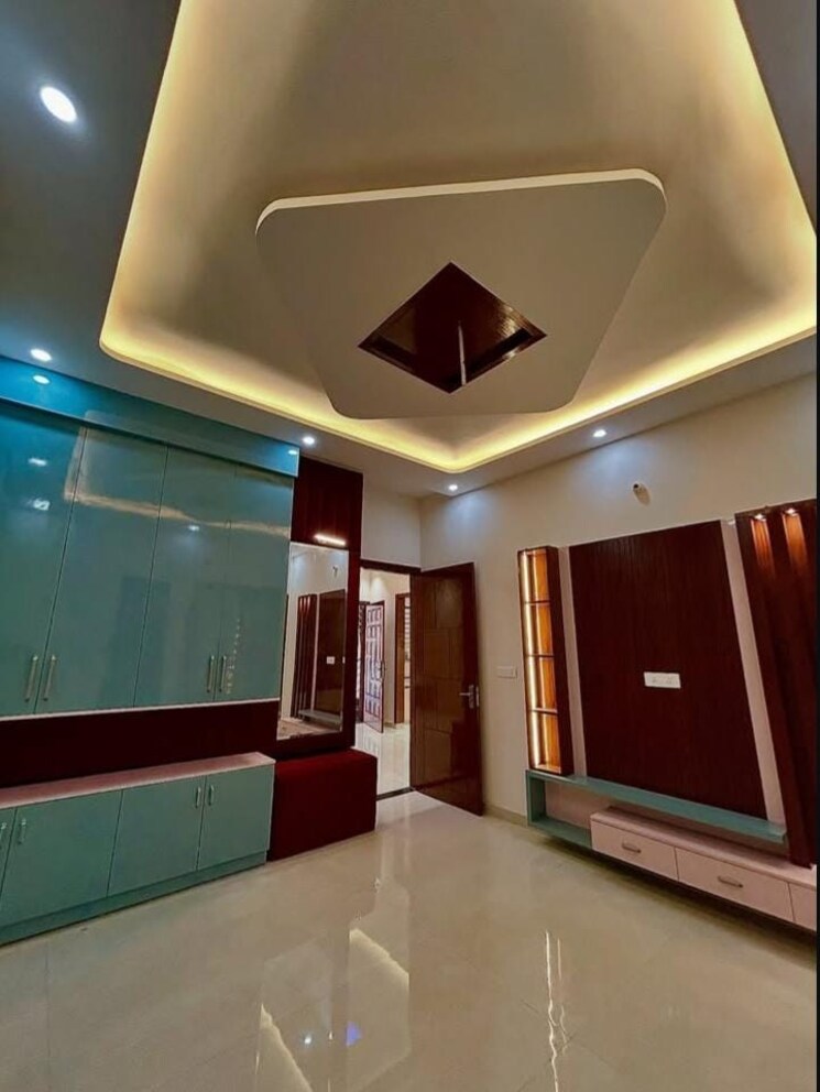 undefined, sector 29 2.5 Bedroom 3060 Sq.Ft. Builder Floor In Sector 29 Faridabad 8815470