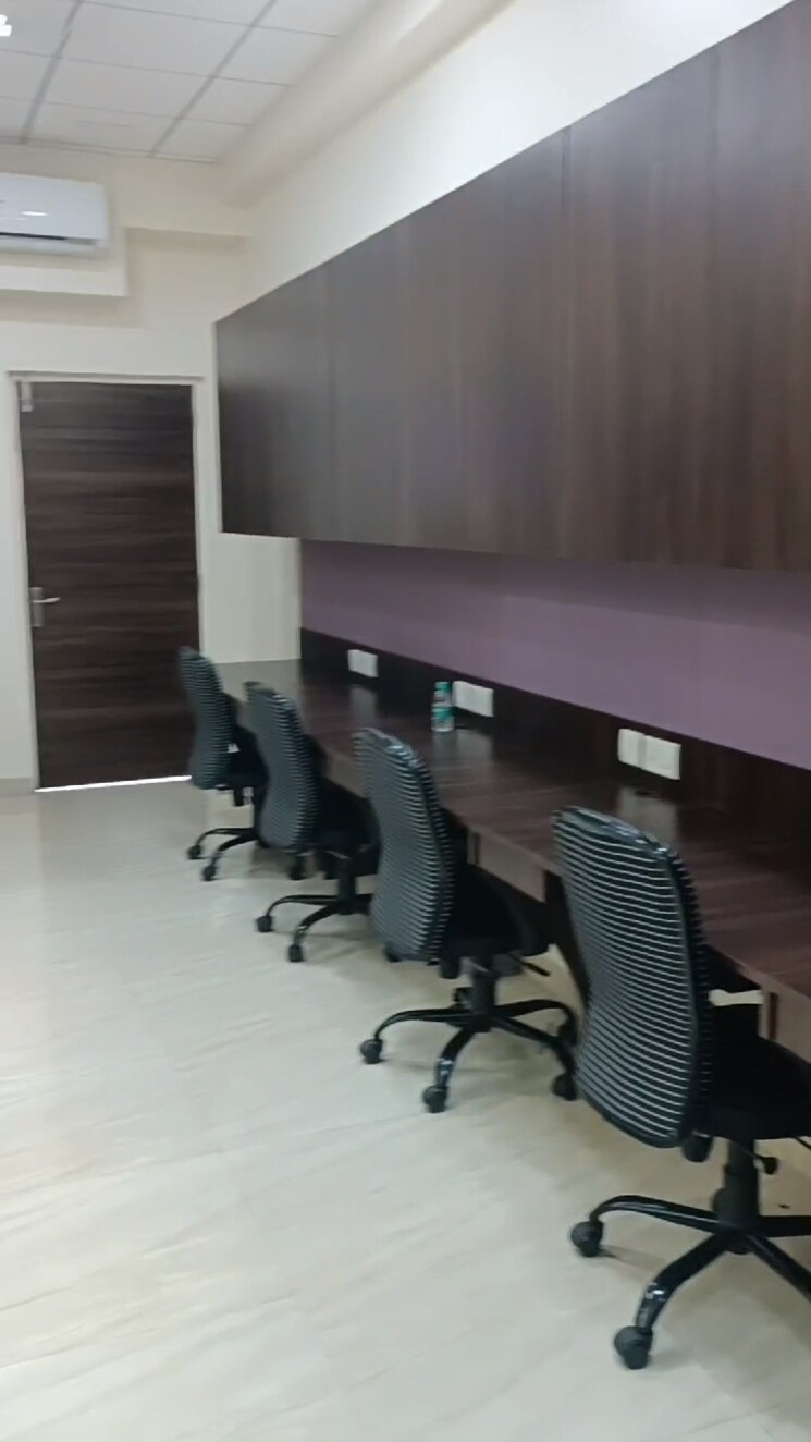 Team Area, crystal-plaza-andheri-west Commercial Office Space 450 Sq.Ft. In Andheri West Mumbai 8815475