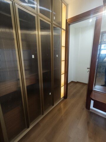 Furnished Amenities in 4 BHK Builder Floor at Sushant Lok 3, Sector 57 – for Sale
