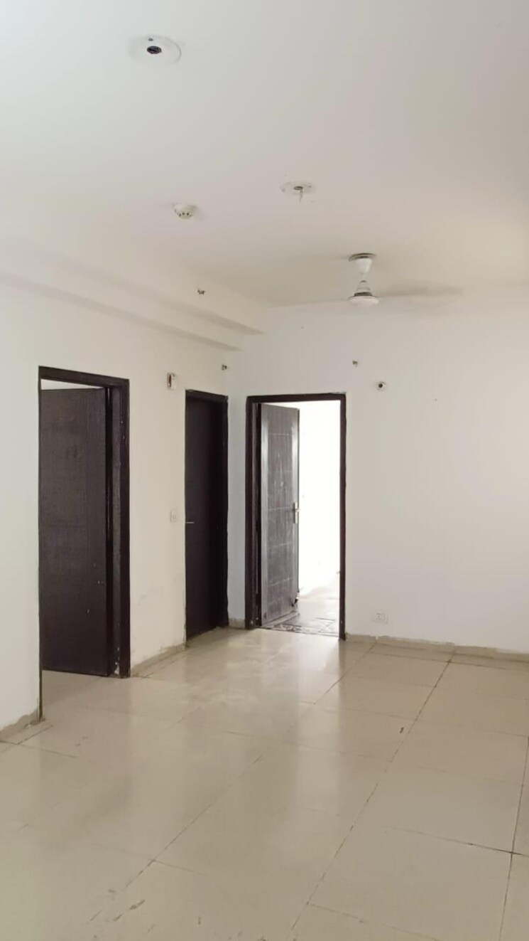 Room, eros-sampoornam 3 Bedroom 2500 Sq.Ft. Builder Floor In Sector 2 Greater Noida Greater Noida 8815490