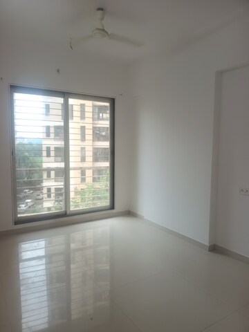Room in 2 BHK Apartment at Span Valencia, Mira Road – for Rent