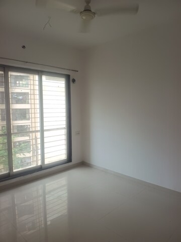 Room in 2 BHK Apartment at Span Valencia, Mira Road – for Rent
