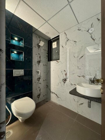 Bathroom in 3 BHK Builder Floor at Saurabh Niwas, Sector 40 – for Rent