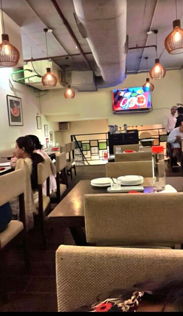 Team Area in  Shop at Omaxe Connaught Place, Beta Ii Greater Noida – for Rent