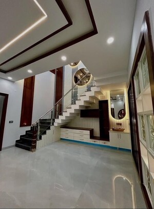 Parking in 3 BHK Builder Floor at Sector 39 – for Sale