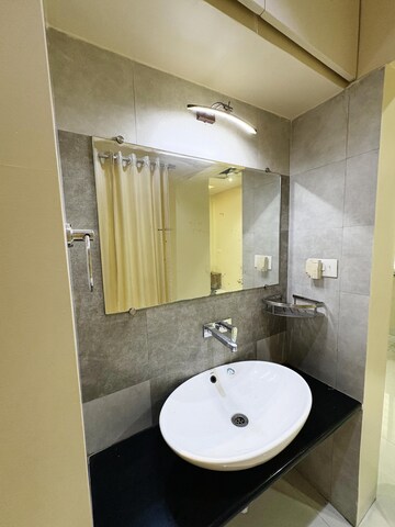 Bathroom in 1 BHK Apartment at Karve Nagar – for Rent