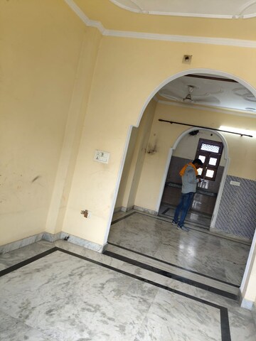 3 BHK Builder Floor For Rent in Dwarka Mor