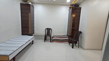 Room in 1 RK Apartment at Model Colony – for Rent
