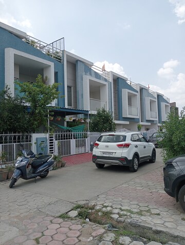 Parking in 3 BHK Independent House at Katara Hills – for Sale
