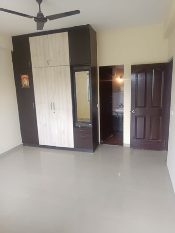 Room in 3 BHK Apartment at Aakruti Amity, Electronic City – for Sale
