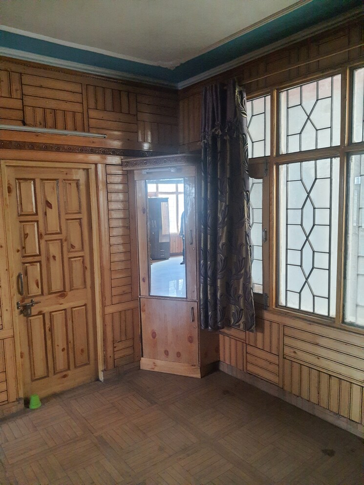 Room, sanjauli 3 Bedroom 1130 Sq.Ft. Apartment In Sanjauli Shimla 8815799