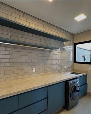 Kitchen in 2.5 BHK Builder Floor at Sector 29 – for Sale