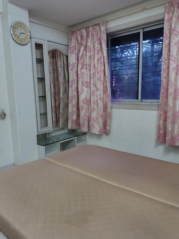 Furnished Amenities in 2 BHK Apartment at Seema Apartments Andheri, Andheri West – for Rent