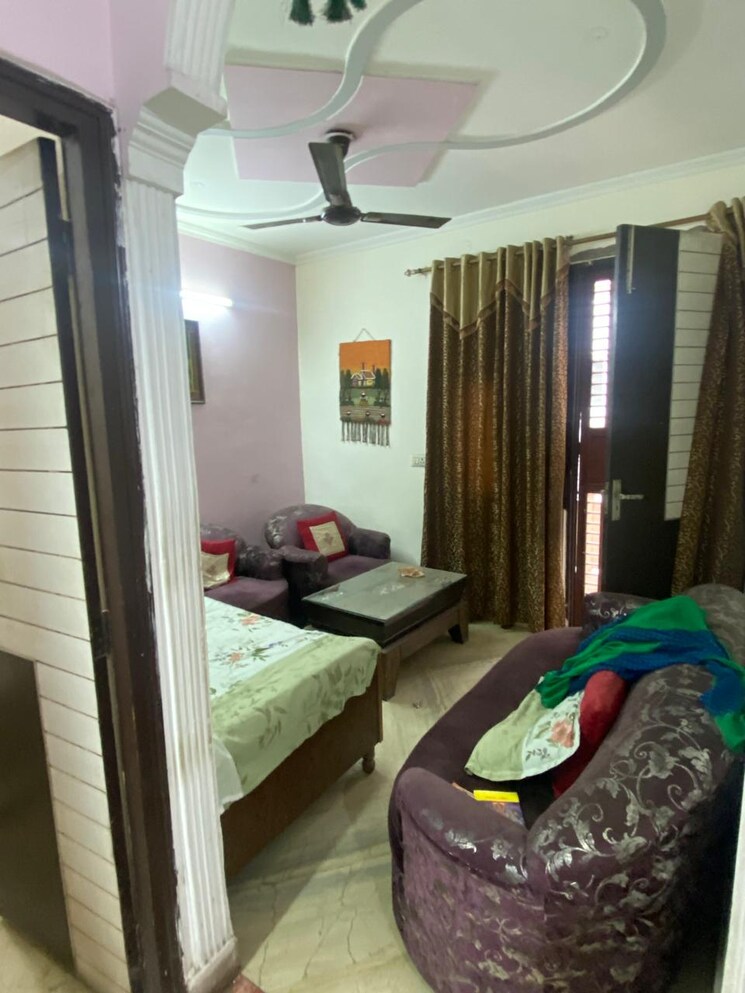 Bedroom, shiv nagar 1 Bedroom 450 Sq.Ft. Builder Floor In Shiv Nagar Delhi 8815875