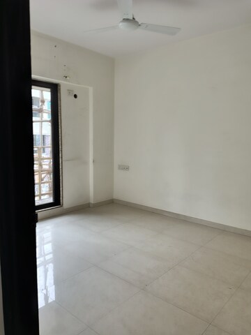 2 BHK Apartment For Rent in Shree Sai Surya Kiran, Andheri West