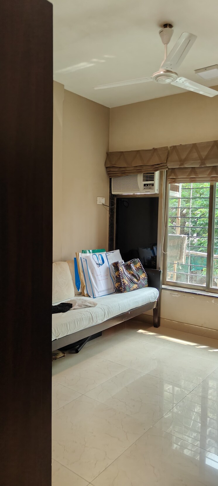 Bedroom, poseidon-apartment 3 Bedroom 1200 Sq.Ft. Apartment In Andheri West Mumbai 8815918