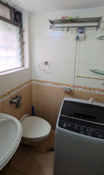 Master Bedroom in 2 BHK Apartment at Neelkanth Greens, Manpada – for Rent