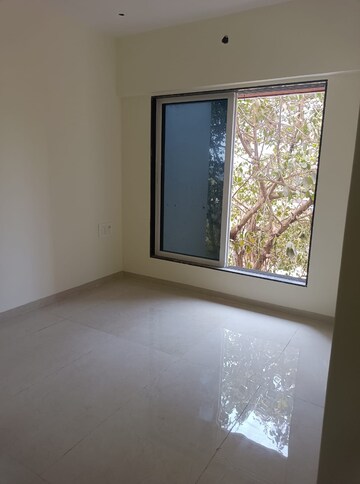 Room in 2 BHK Apartment at Arihant View, Santacruz East – for Sale