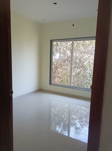 Room in 2 BHK Apartment at Arihant View, Santacruz East – for Sale