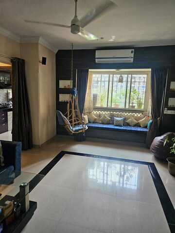 Living Room in 2 BHK Apartment at Sheth Vasant Lawns, Laxmi Nagar – for Rent